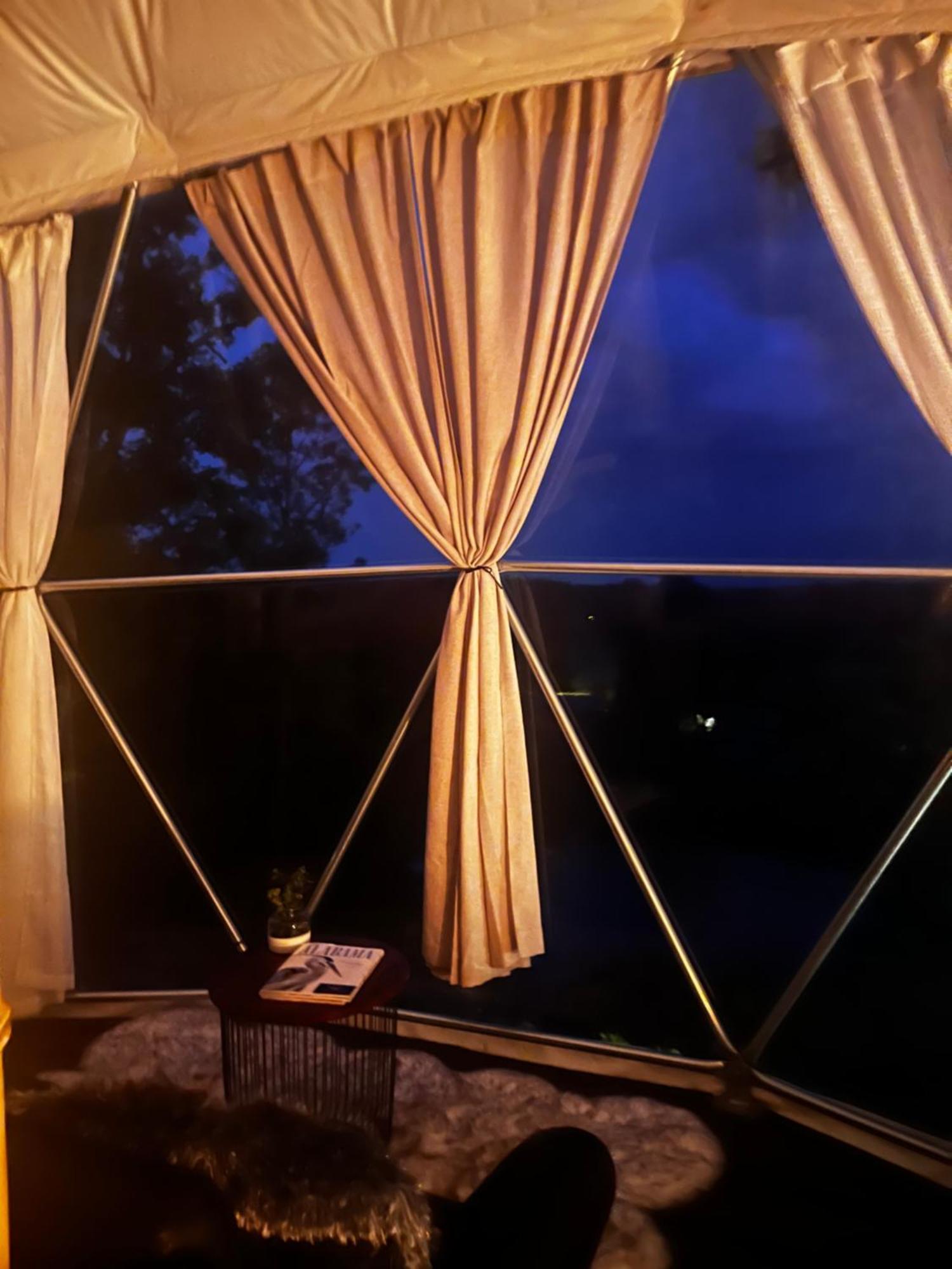 Waterfront Luxury Glamping Dome Hotel Rogersville Exterior foto