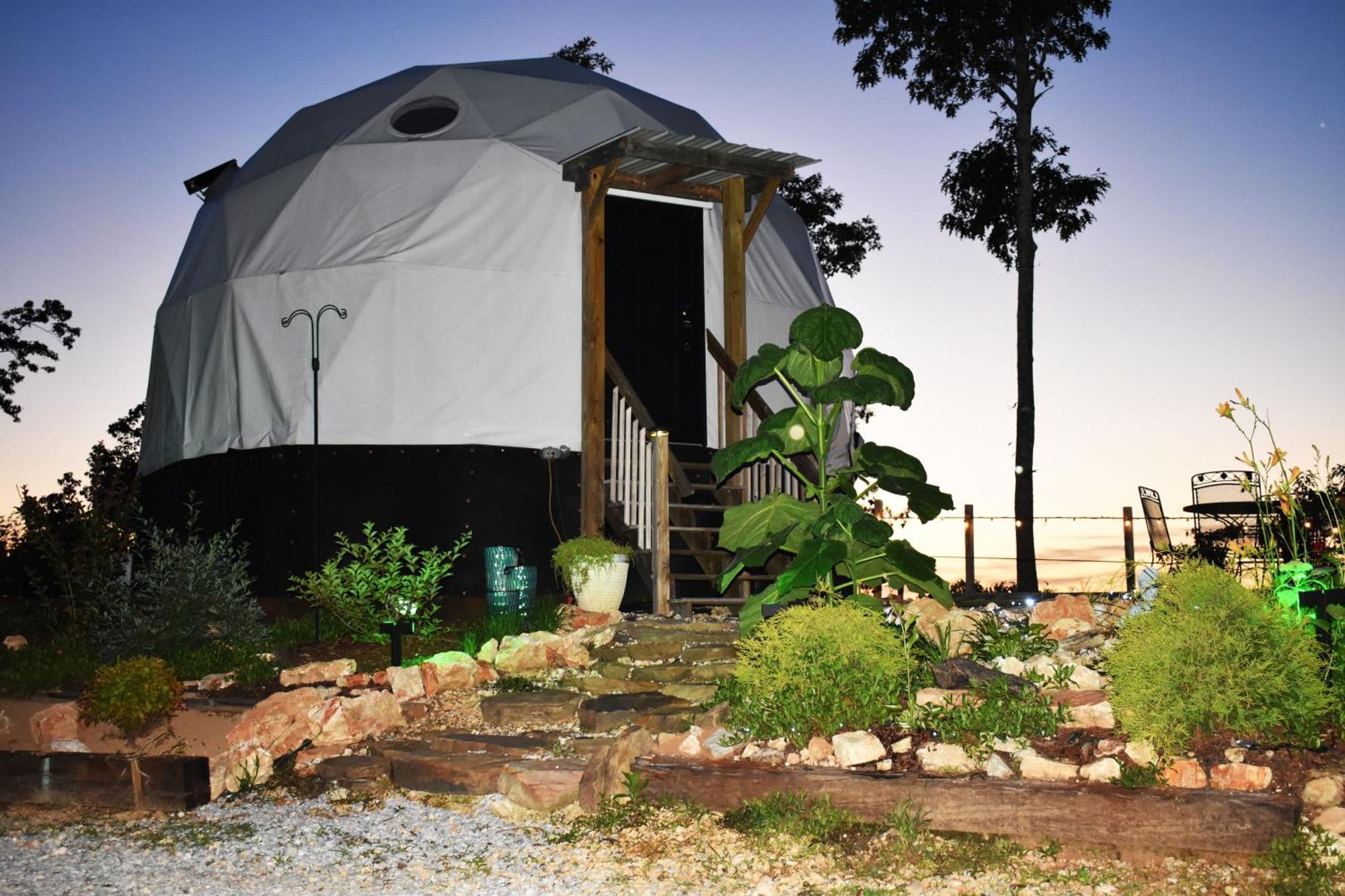 Waterfront Luxury Glamping Dome Hotel Rogersville Exterior foto